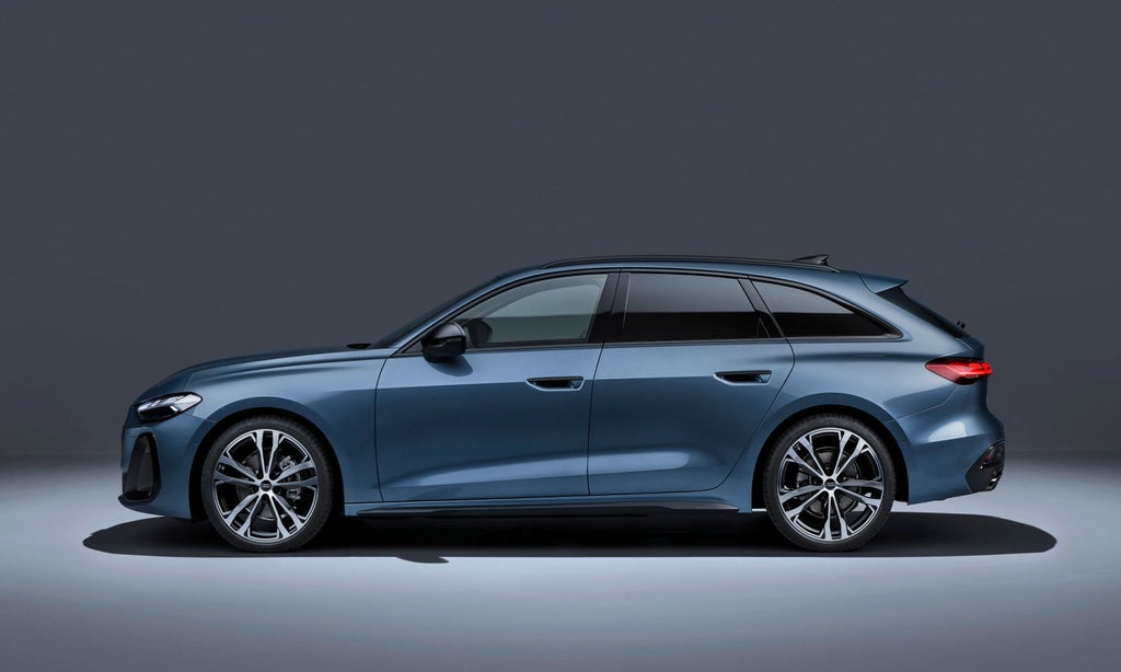 Designer Jakob Hirzel at the Audi A5.