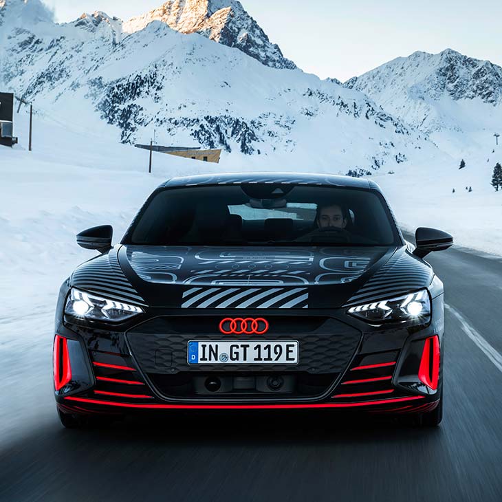 Dirección a las cuatro ruedas del Audi e-tron GT