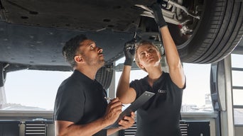 Gespecialiseerde Audi techniekers