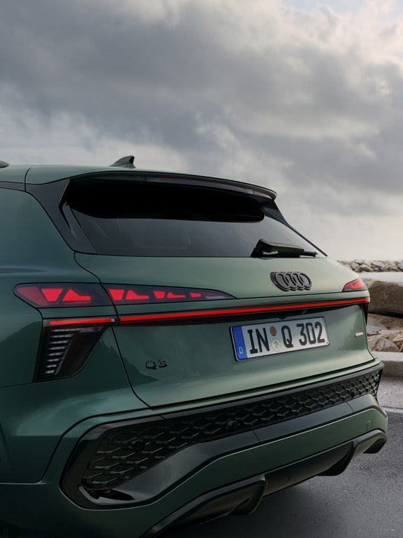 Audi Q3 SUV Lighting technology OLED