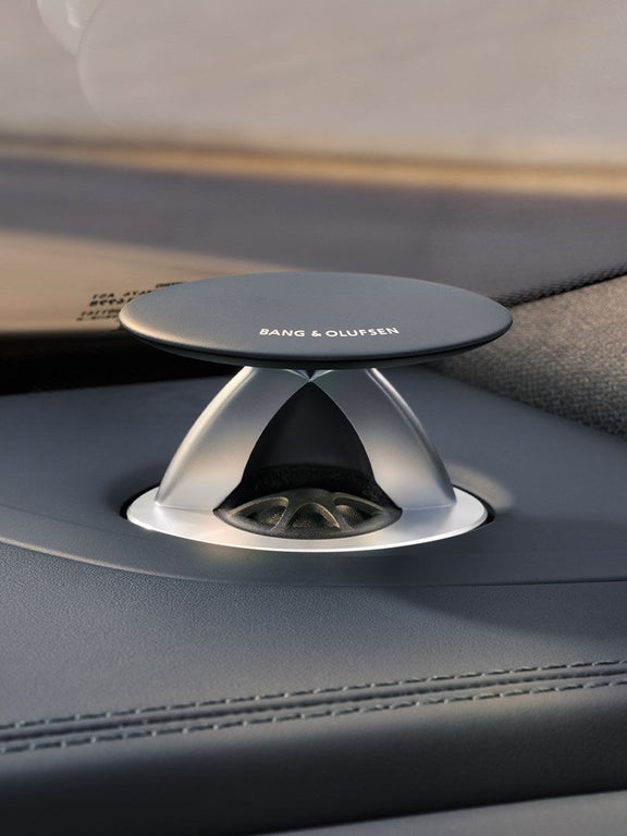 Audi Q8  Bang & Olufsen  