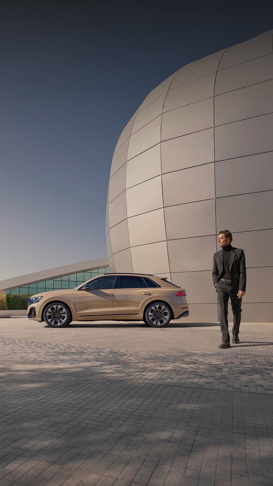 Foto de la oferta de un Audi Q8, el SUV más deportivo de la gama Superpremium de Audi. 