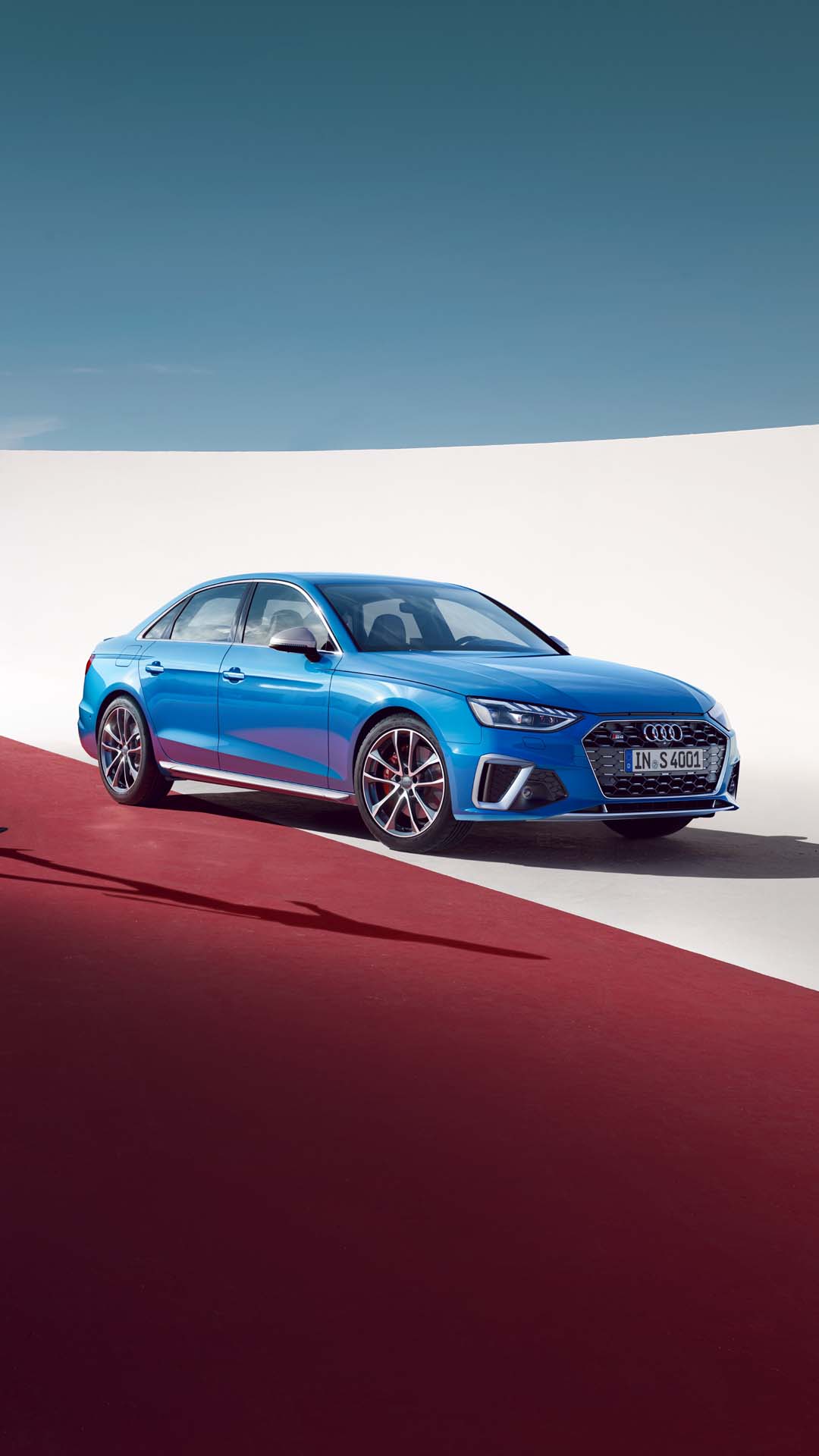 Side front view Audi S4 sedan