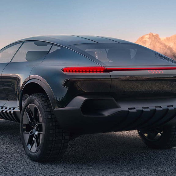 Foto de la parte trasera del nuevo concept car de Audi, el prototipo Audi activesphere concept. 