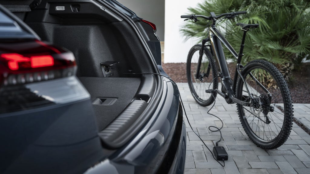 Charging an e-bike with the Q4 e-tron