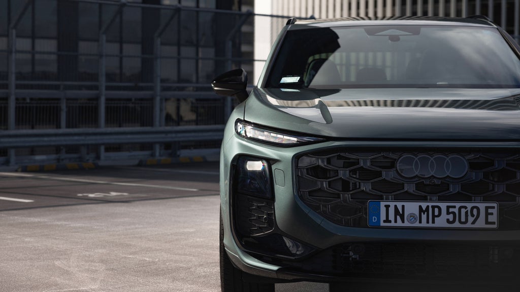 Front view of the all-new Audi Q3