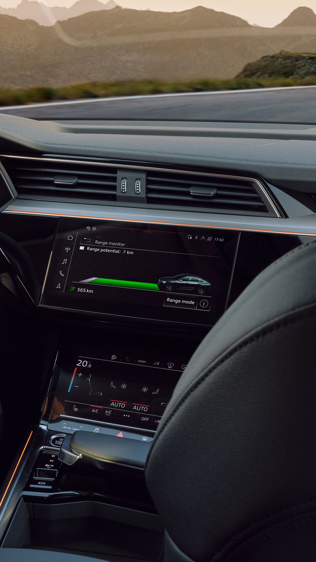 Close-up MMI display Audi Q8 Sportback e-tron