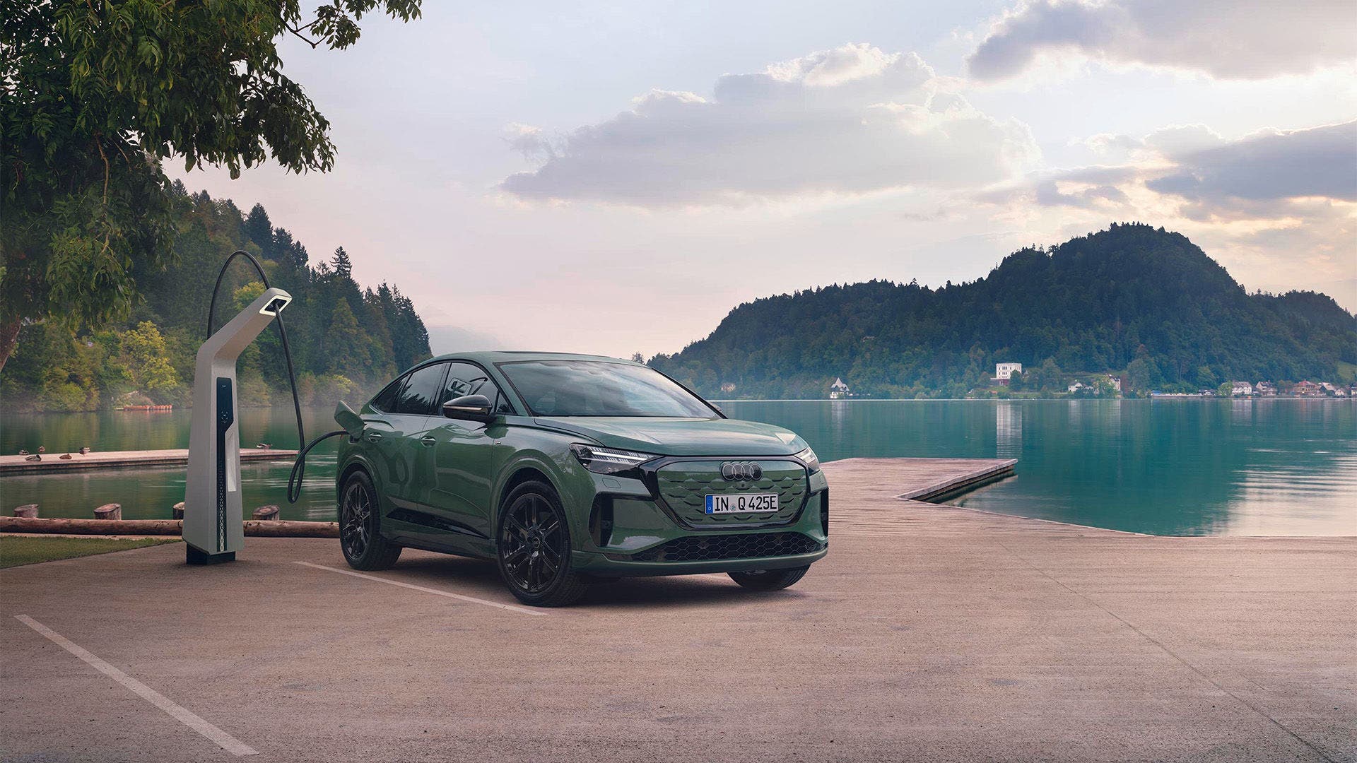 Q4 Sportback e-tron