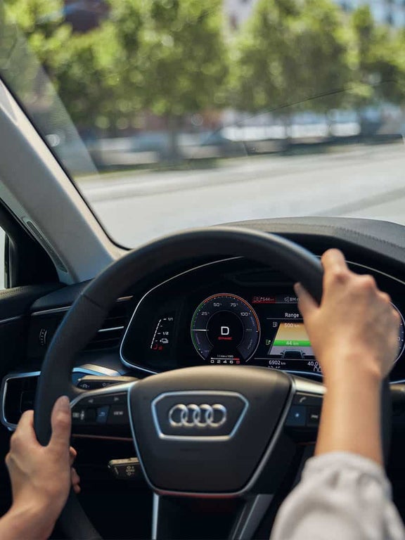 El Audi A6 TFSIe híbrido enchufable incluye tecnología de vanguardia  