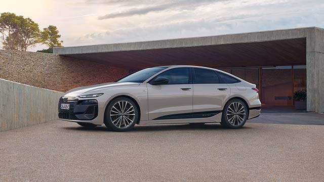Audi A6 e-tron カタログ