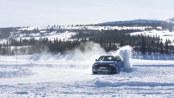 Isbanekjøring på Golsfjellet med Audi driving experience.