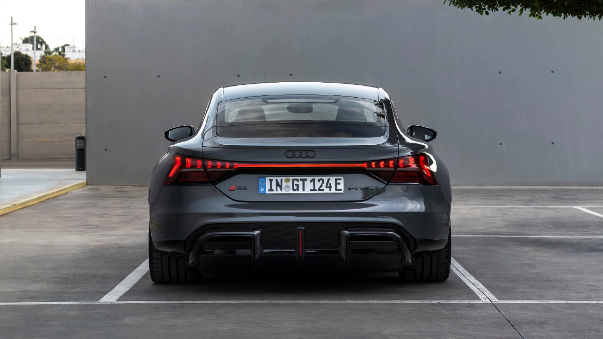 Rear view of the Audi RS e-tron GT.