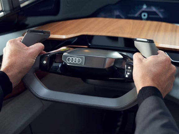 Foto del prototipo Audi AI:CON que presenta una visión de futuro de un vehículo de conducción autónoma de nivel 5.