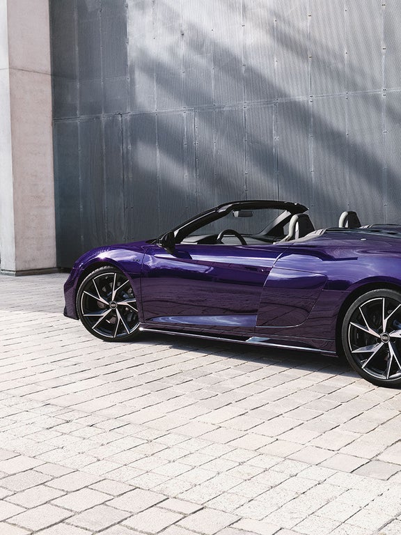 Audi R8 Spyder V10 Performance RWD personalizado con pintura Audi exclusive.  