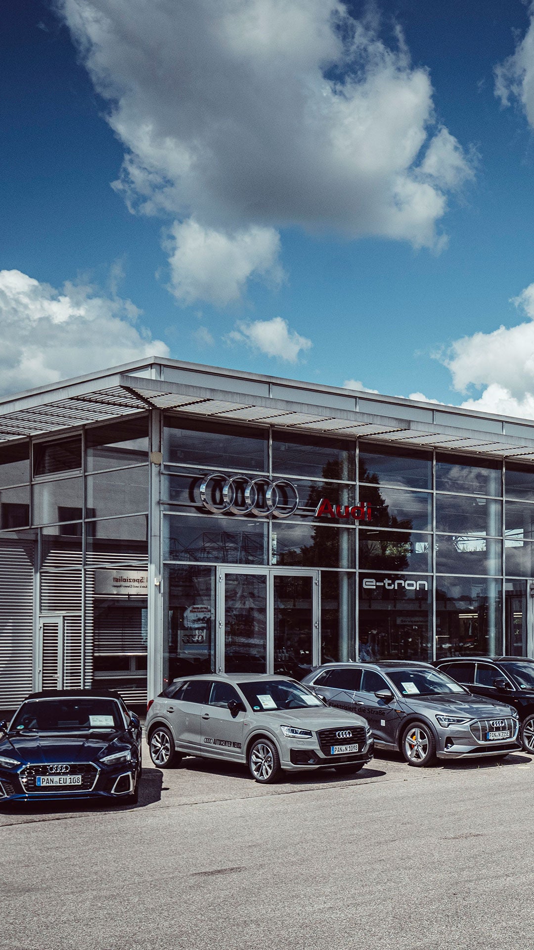 Außenansicht Autocenter Neuss GmbH & Co. KG