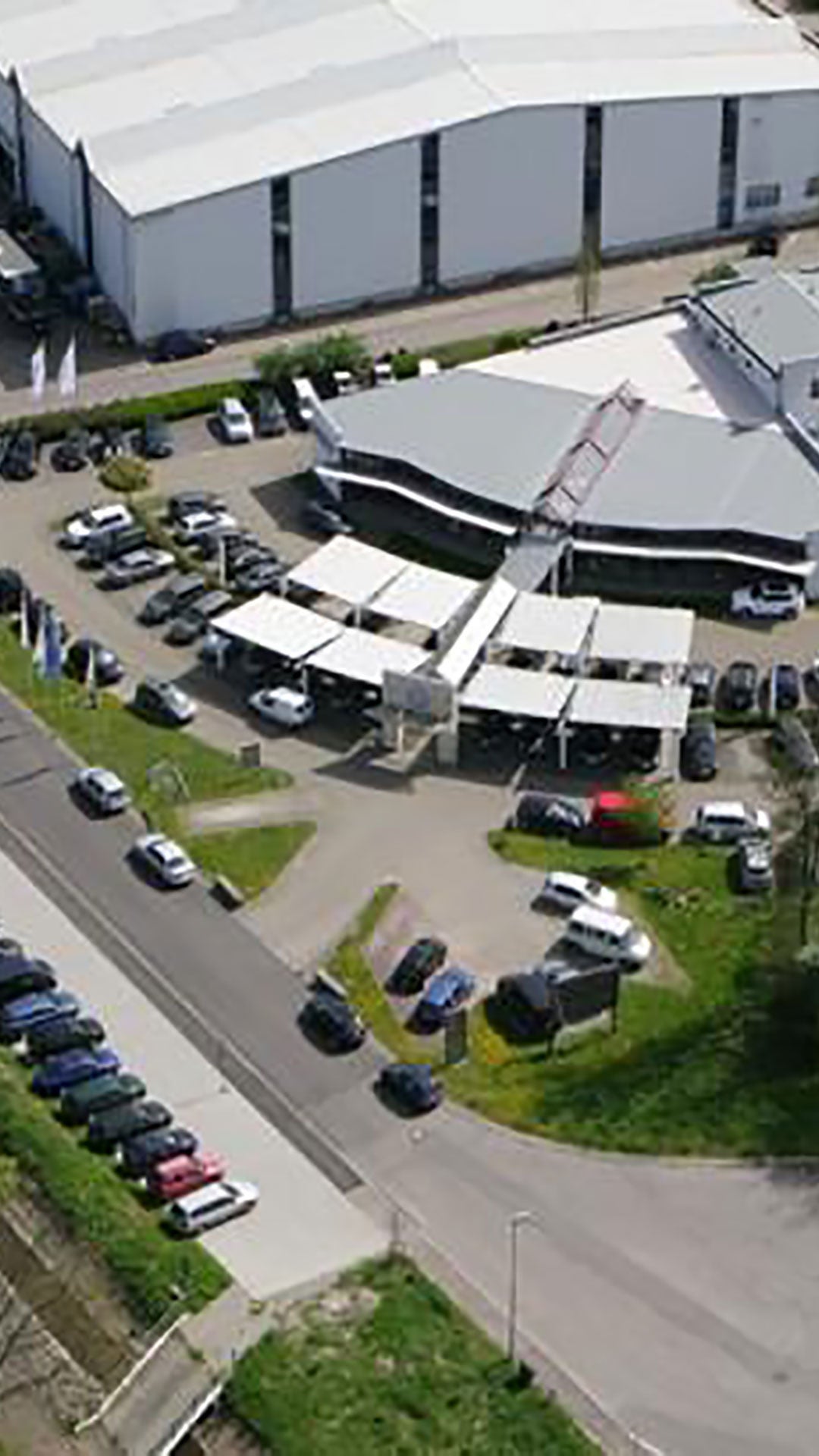 Außenansicht Autohaus Peter Ebner GmbH