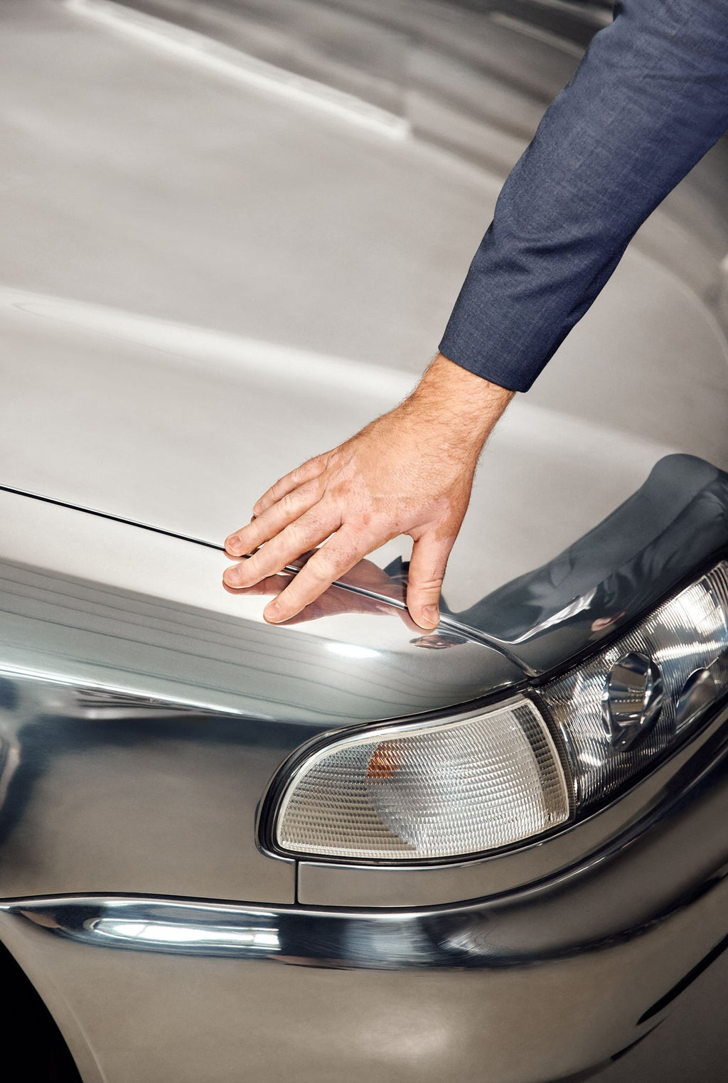 Oliver Hoffmann raakt de ASF Concept aan.