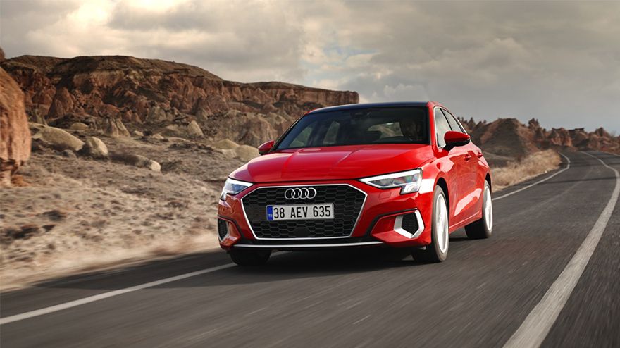 Emir Ersoy, Audi A6 ile. Diyarbakır,2022.