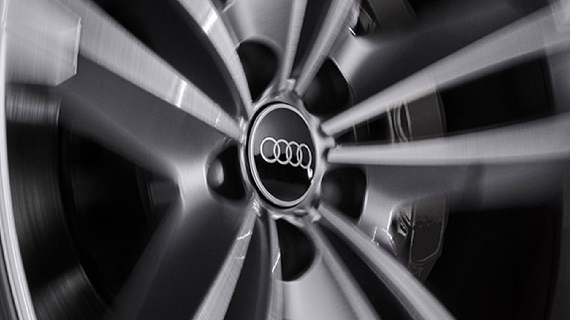 ダイナミックハブキャップ