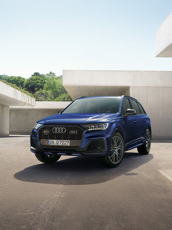 Front view Q7