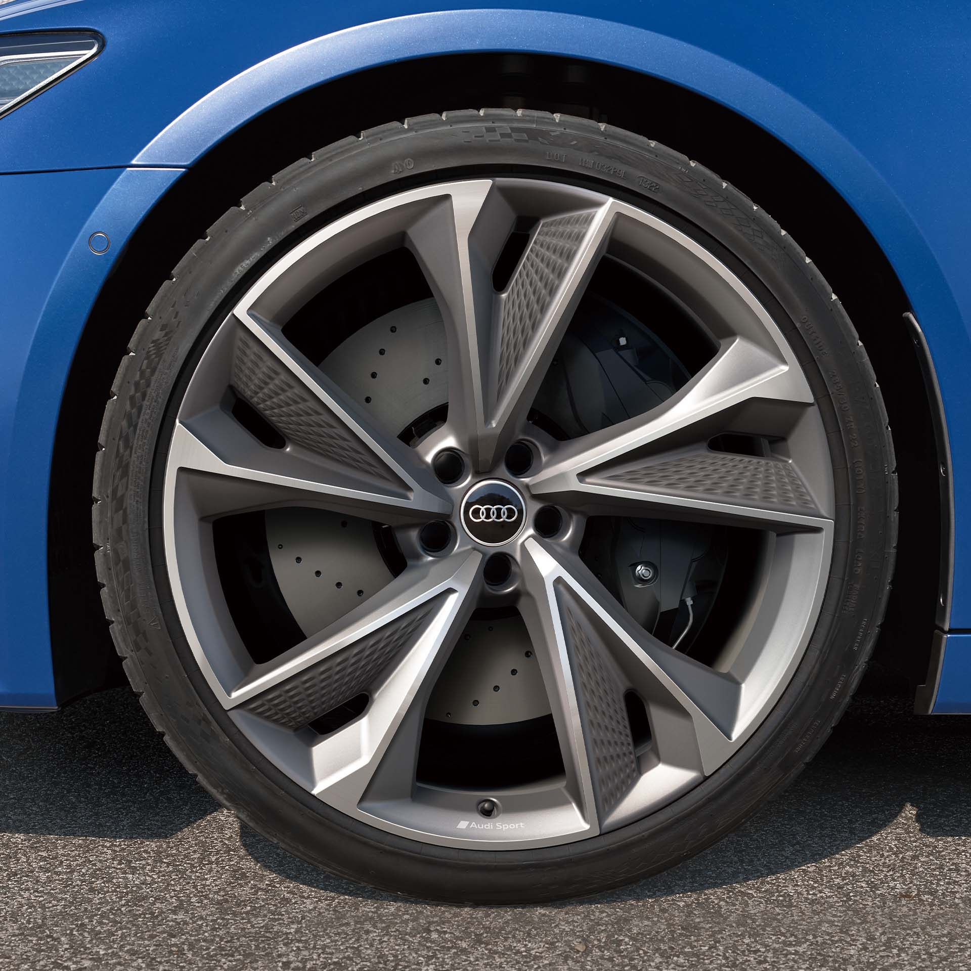 Audi RS 7 Sportback performance > アウディジャパン Audi RS 7 Sportback performance > アウディジャパン
