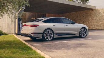 Foto de una oferta de renting de un Audi A6 Sportback e-tron 100% eléctrico. 