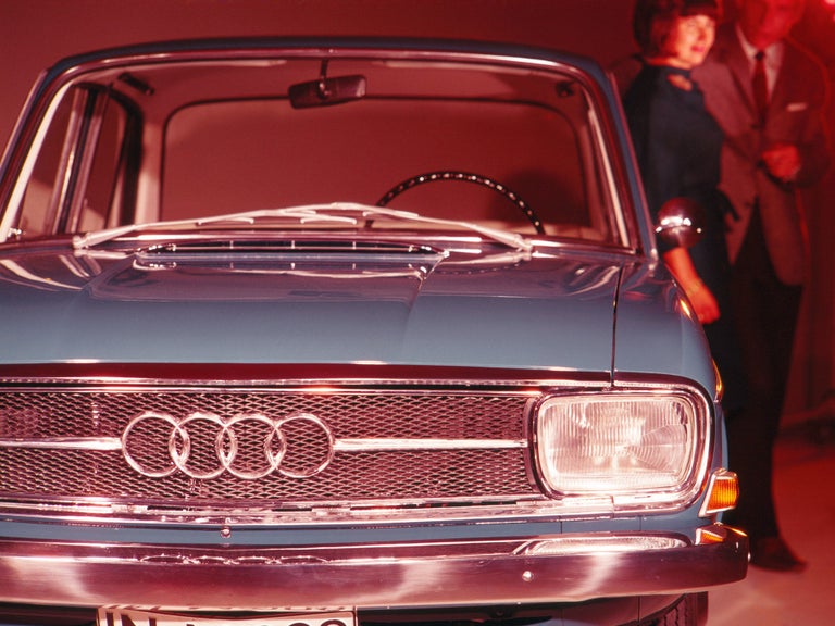 Nahaufnahme eines Auto Union Audi in blau
