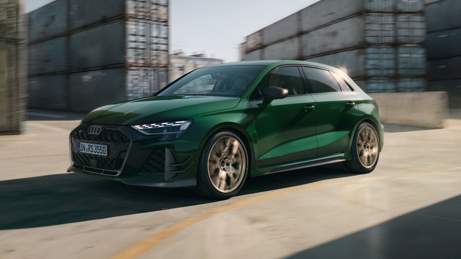 RS 3 competition limited kör på en väg