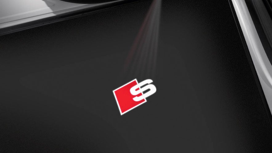 アウディ ドア エントリーライト「Ｓ」ロゴ 純正 ドアエントリーライト > 純正アクセサリー > サービス / アクセサリー