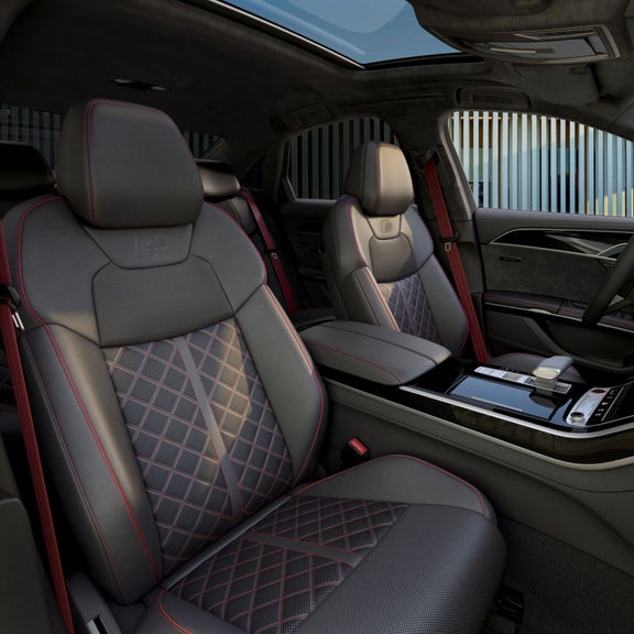 Vue intérieure Audi S8