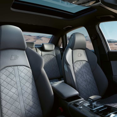 Sport seats Audi S4 Sedan