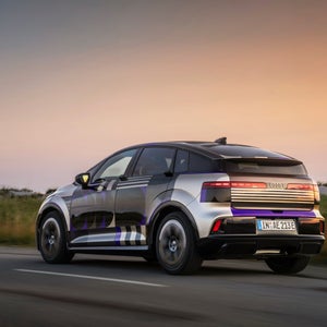Audi A2 e-tron in een camouflage-wrap