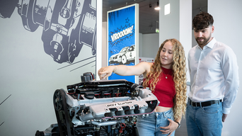 “1-2-4-5-3: 50 years of Audi five-cylinder engines” New special exhibition at the Audi museum mobile