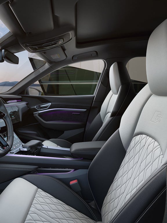 Anischt Cockpit Audi Q8 e-tron, Audi exclusive