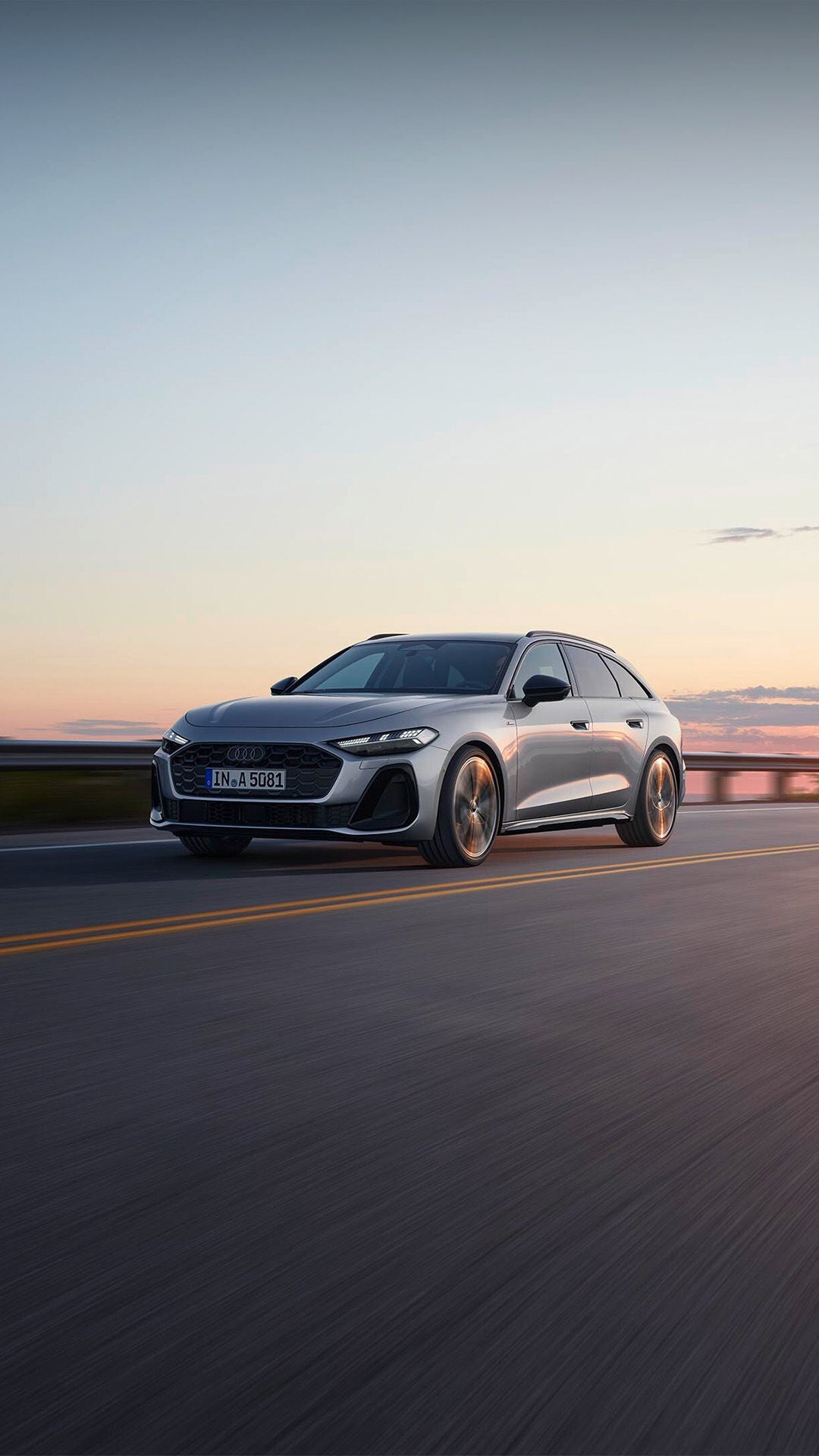 Foto de un Audi y la revisión de mantenimiento Audi Summer Check. 