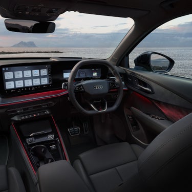 Audi Q3 Sportback 操作性と空間の融合