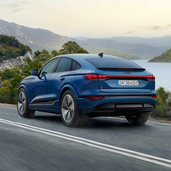 Foto de la suspensión neumática adaptativa S del Audi SQ6 Sportback e-tron. 