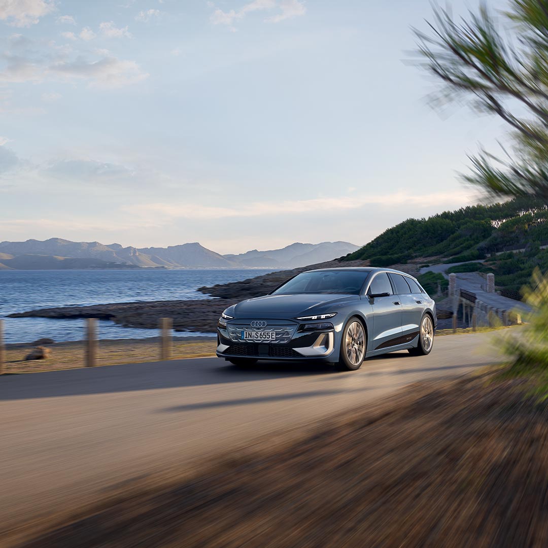 Audi S6 Avant e-tron fahrend