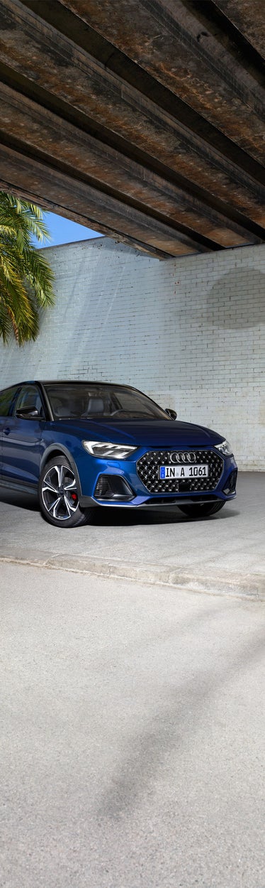 Frontal side view of the A1 allstreet