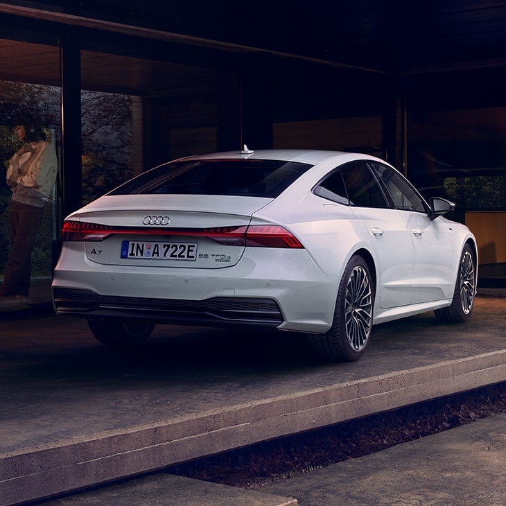 Side rear view Audi A7 Sportback TFSI e