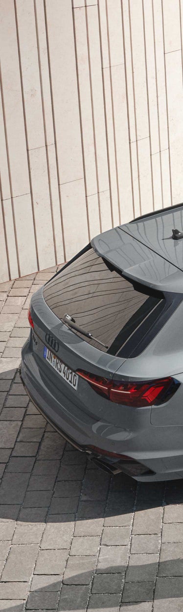 Audi RS 4 Avant top view