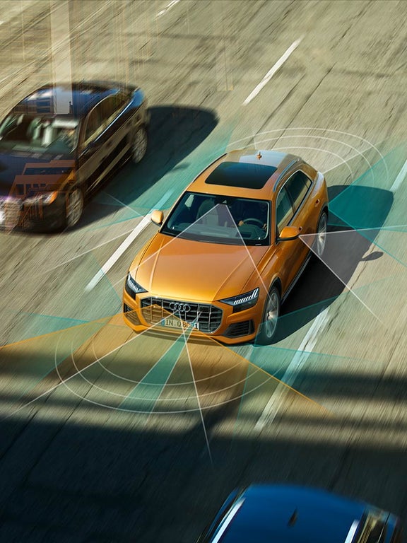 Dynamic view of the top of the Audi Q8