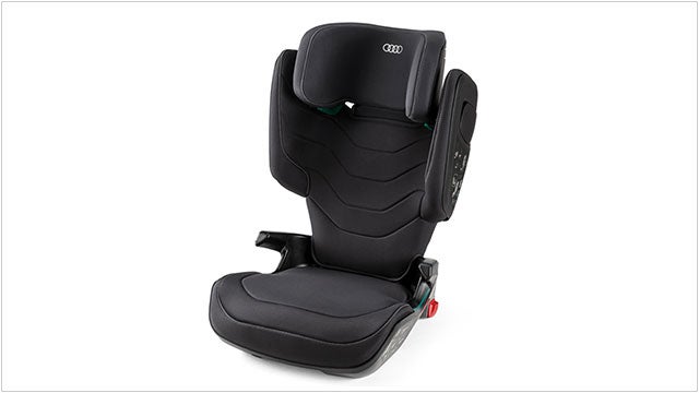 Audi ジュニアシート 黒 赤 Audi ジュニアシート 黒 赤