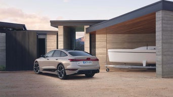 Audi A6 e-tron med firehjulstrekk og hengerfeste