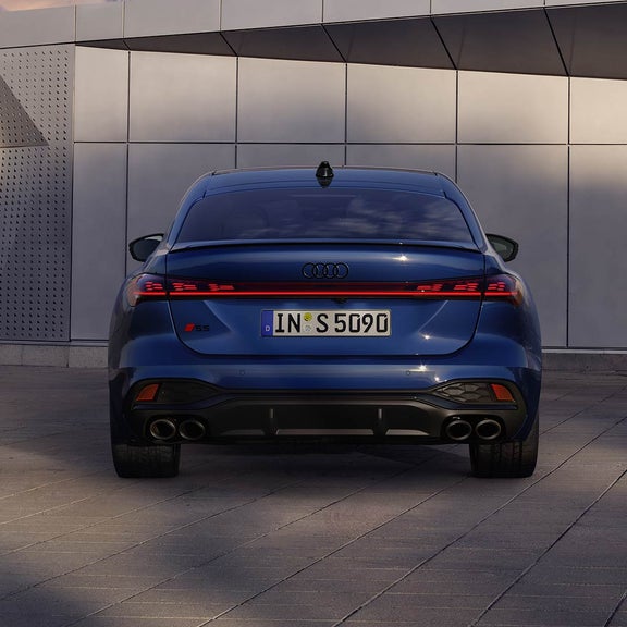 Audi S5 Sedan デザイン