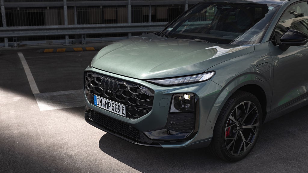 Front side of the all-new Audi Q3