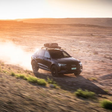 Foto del Audi Q8 e-tron edition Dakar de 2024. 