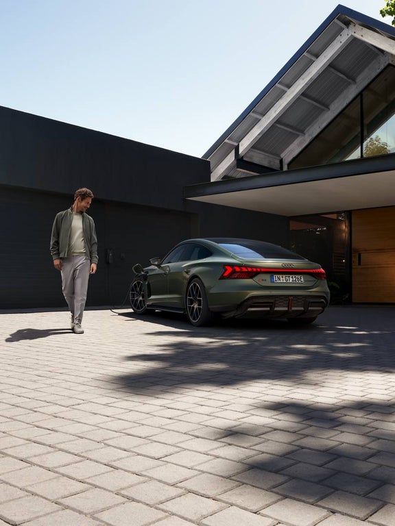 Audi RS GT Station de recharge à domicile