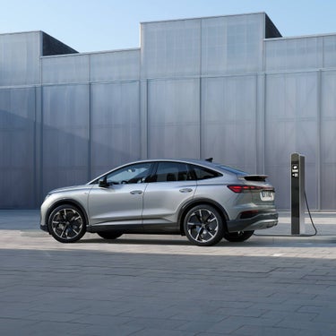 Ładowanie Audi Q4 Sportback e-tron