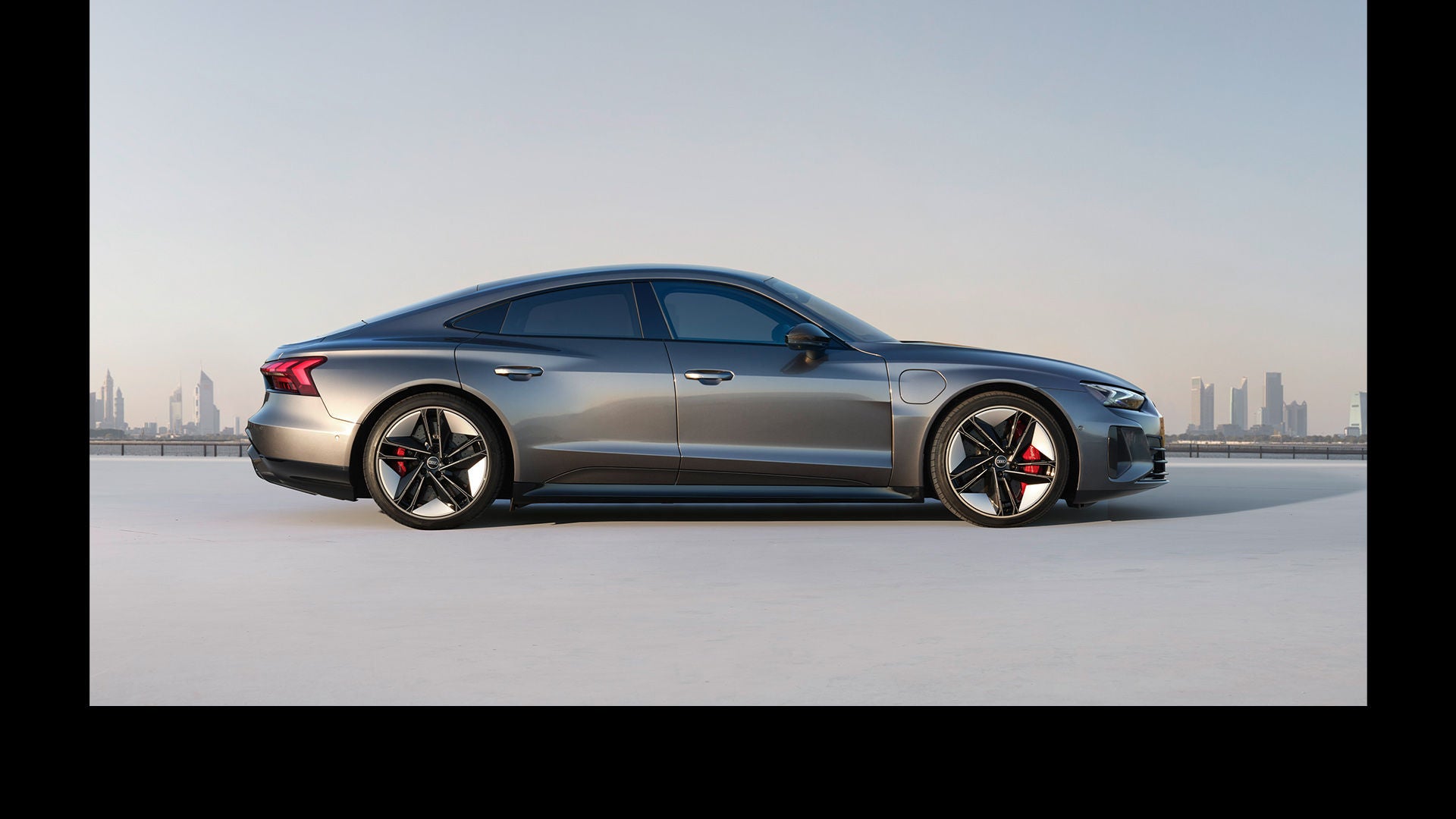 The Audi RS e-tron GT quattro